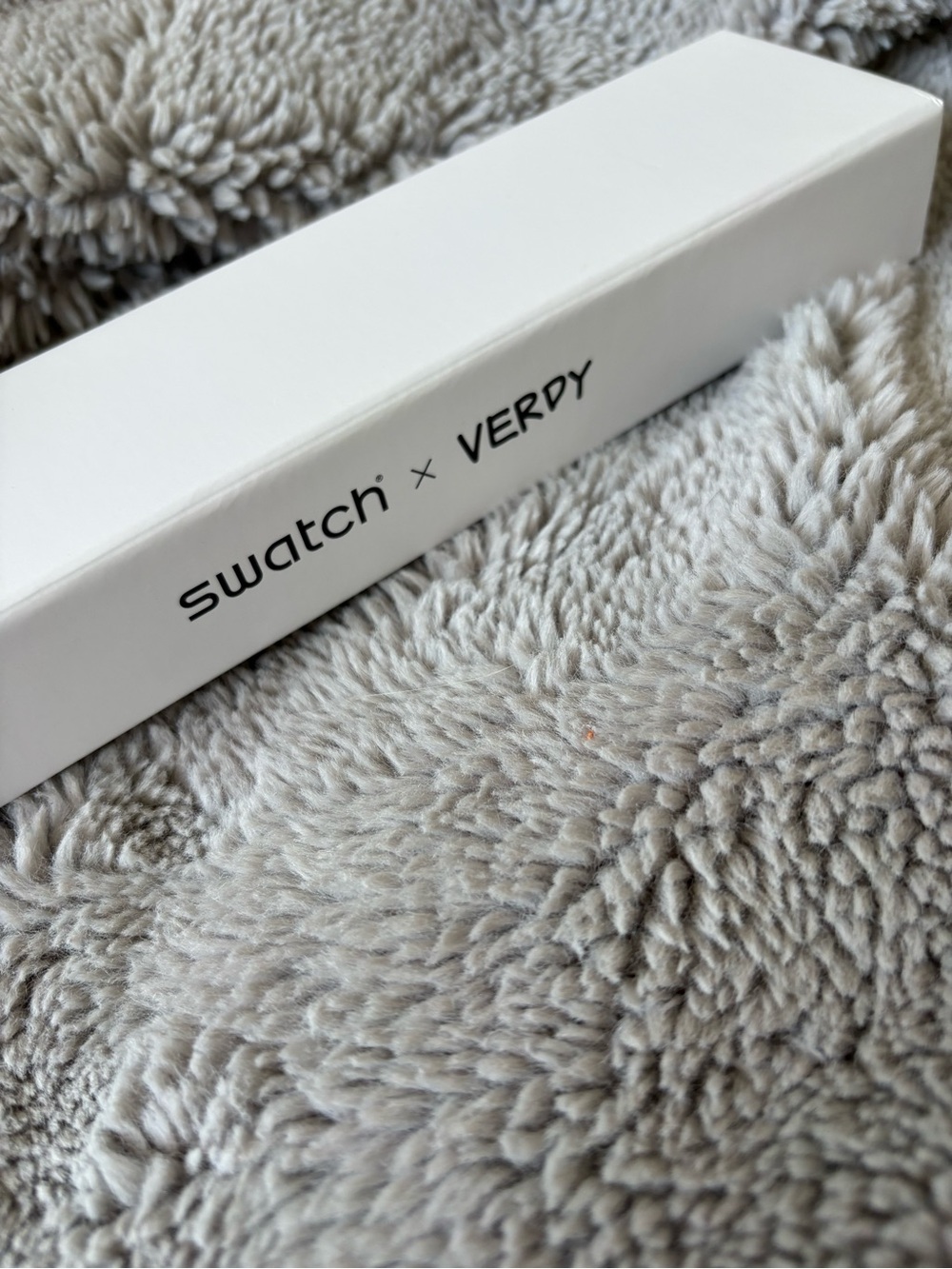 Swatch x Verdy Girls Don’t Cry Watch - Picture 4 of 5